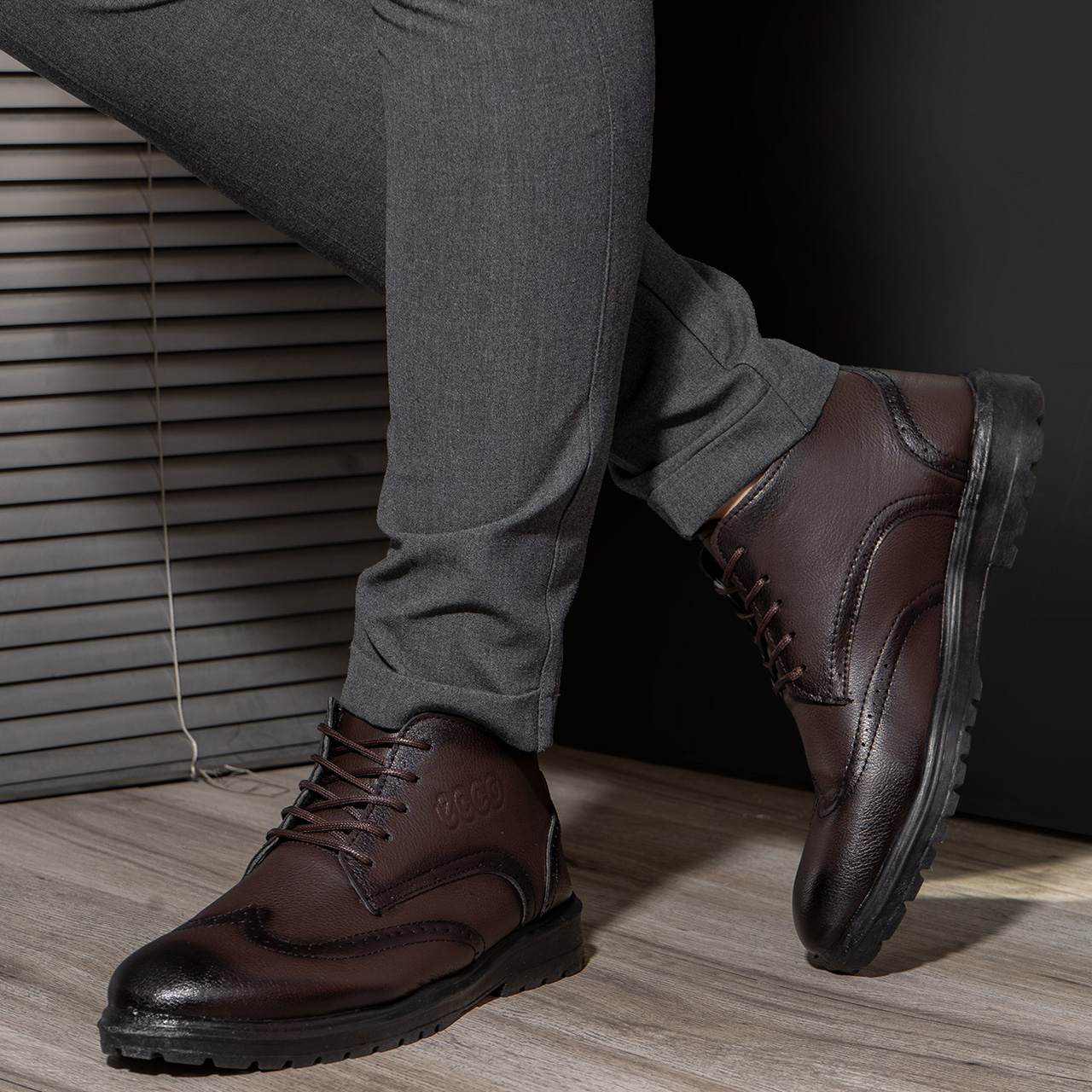 نیم بوت مردانه COCO قهوه ای مدلSalivan